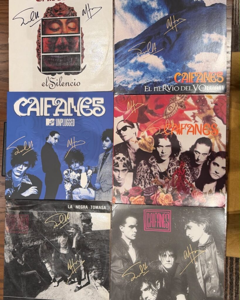 Caifanes en el teatro Anayansis